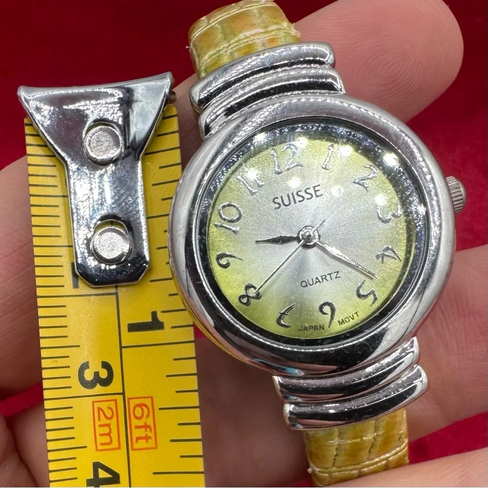 Vintage Suisse‎ Quartz Watch Japan Movement Stainless Steel Retro Bangle